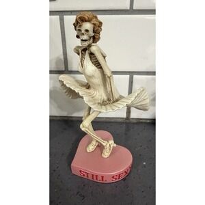 Summit Halloween Skeleton Marilyn Monroe Heart Base Still Sexy Figurine Statue